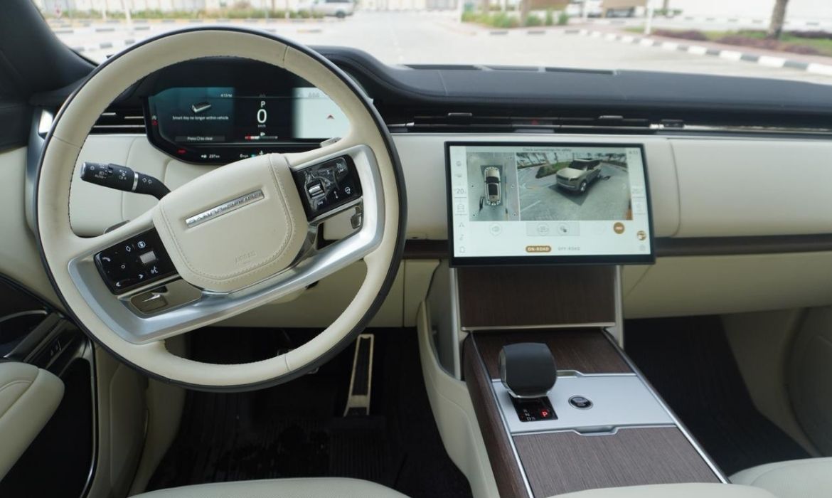 2025 Range Rover Autobiography P530