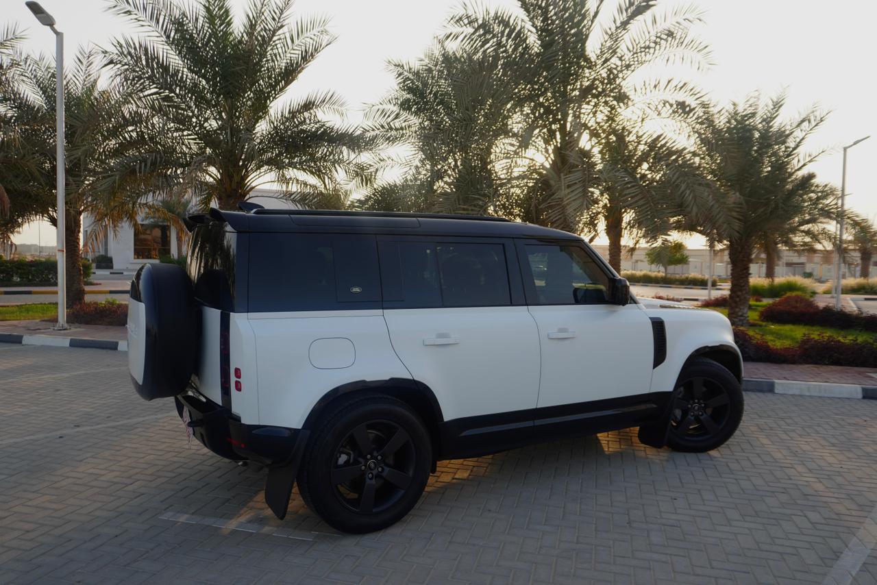 2024 Land Rover Defender P400 V6