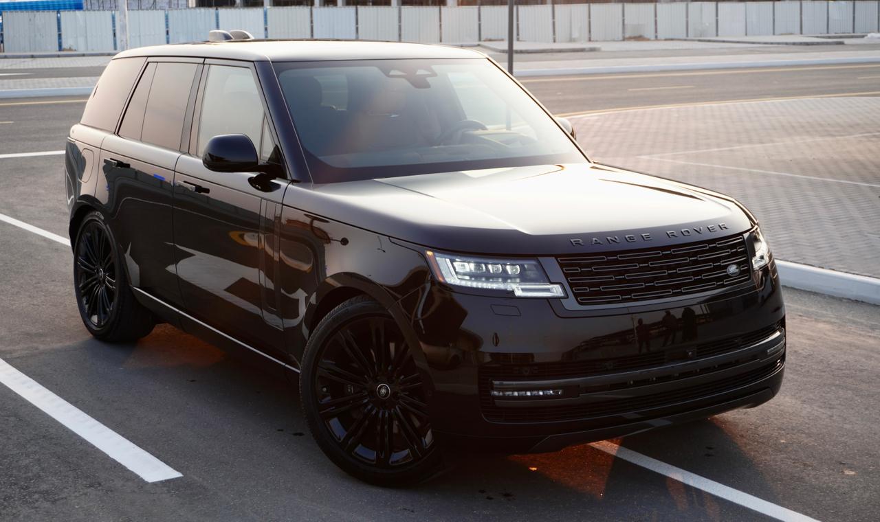 2025 RANGE ROVER P530 V8