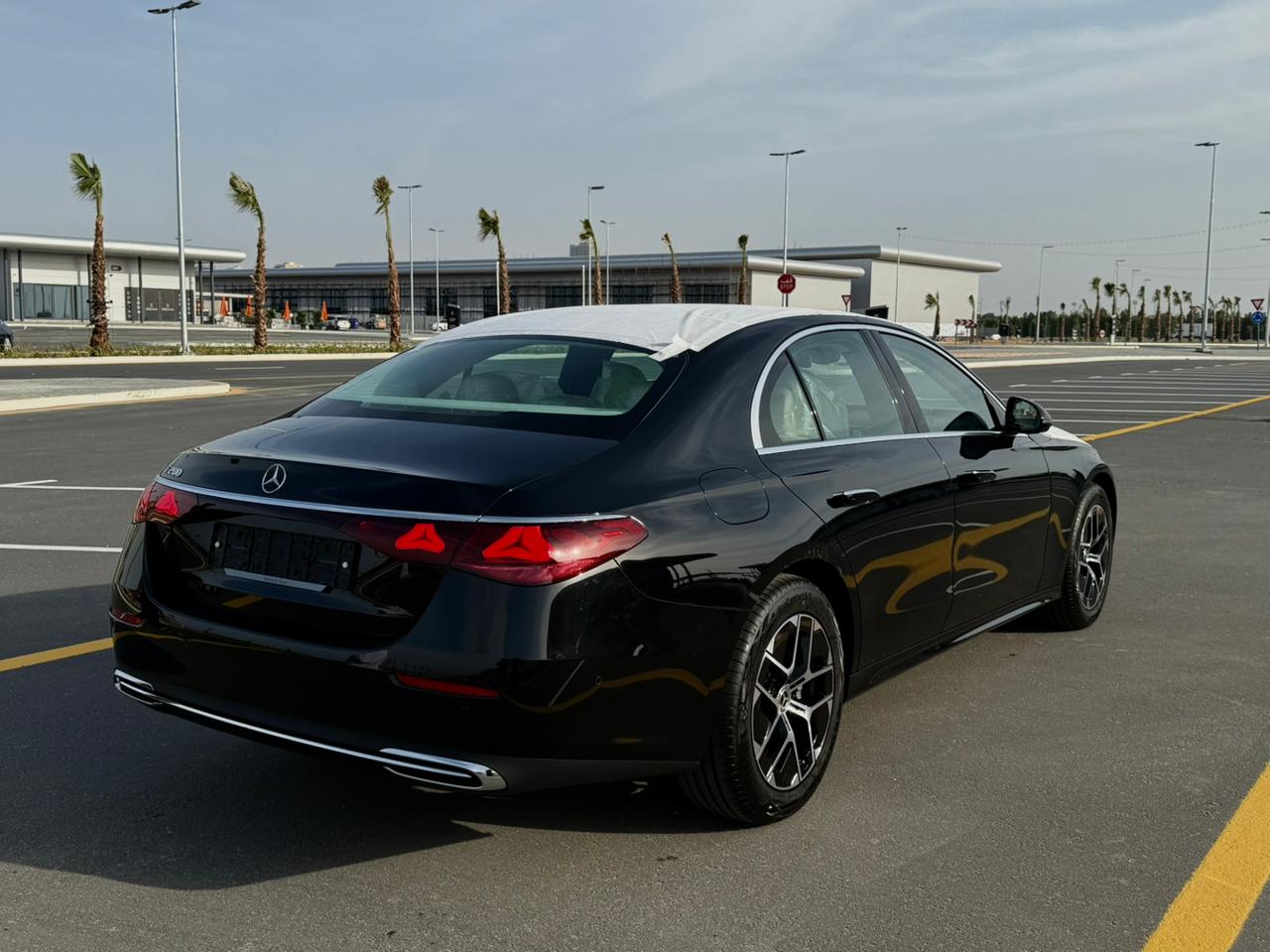 2026 Mercedes-Benz E 200